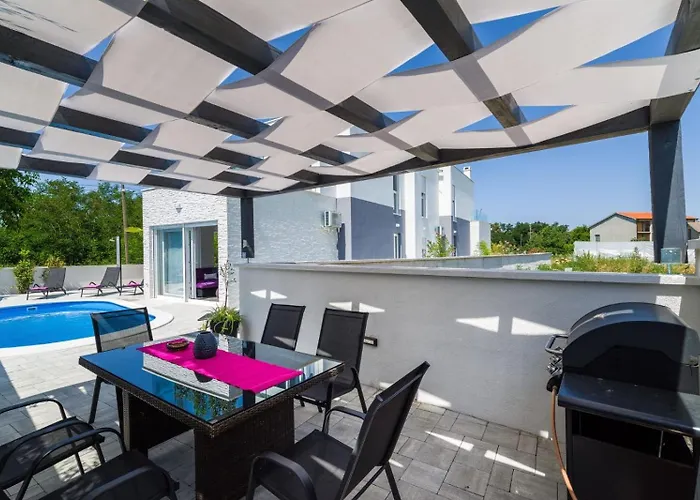 Вилла Diana 2 *