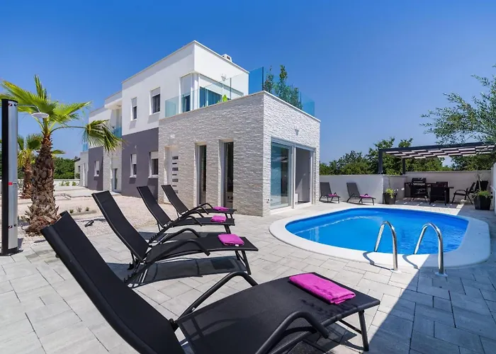 Diana 2 Villa