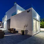 Diana 2 Villa