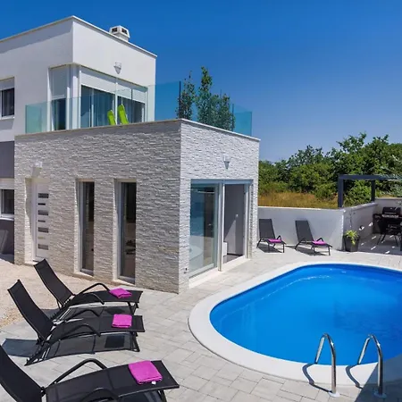 Diana 2 Villa Zaton (Zadar)
