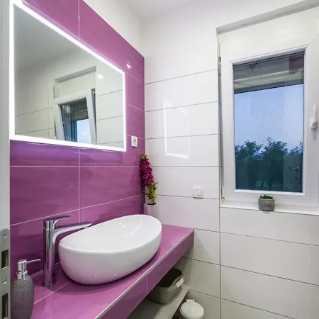 Diana 2 Villa *
